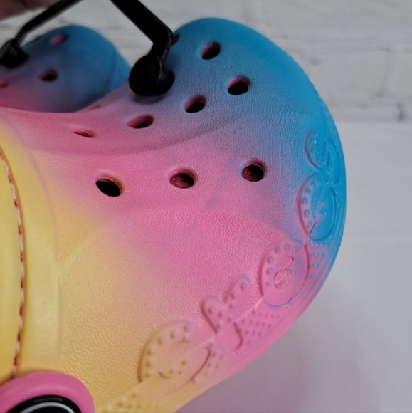 'CROCS' 'BAYA' FUZZY-LINED RELAXED FIT CONVERTABLE STRAP CLOG 'LEMONAIDE OMBRE' - Picture 9 of 16